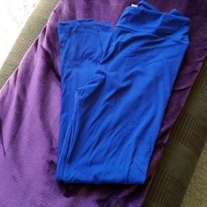 LuLaRoe tall & curvy tights
